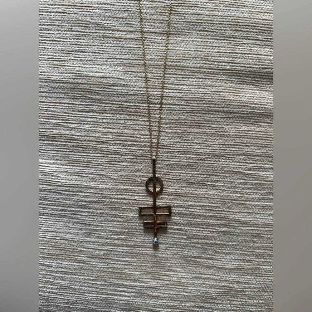 Long Geometric Pendant Necklace Gold And Silver - Picture 2 of 4